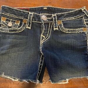 True Religion Women’s Low Rise Shorts - Size 26